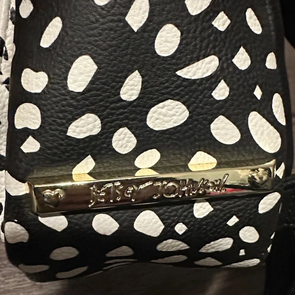 Betsey Johnson cute betsey